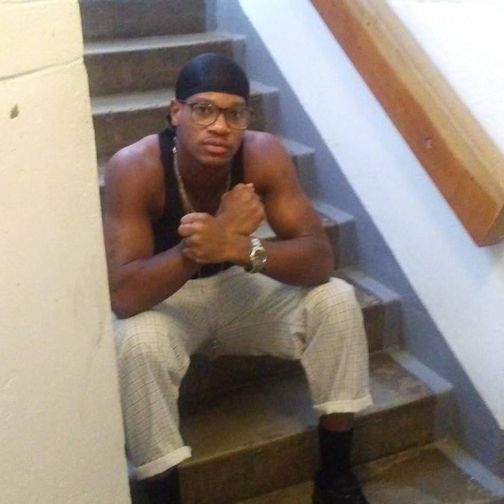 Meet your Posher, Al'tomone